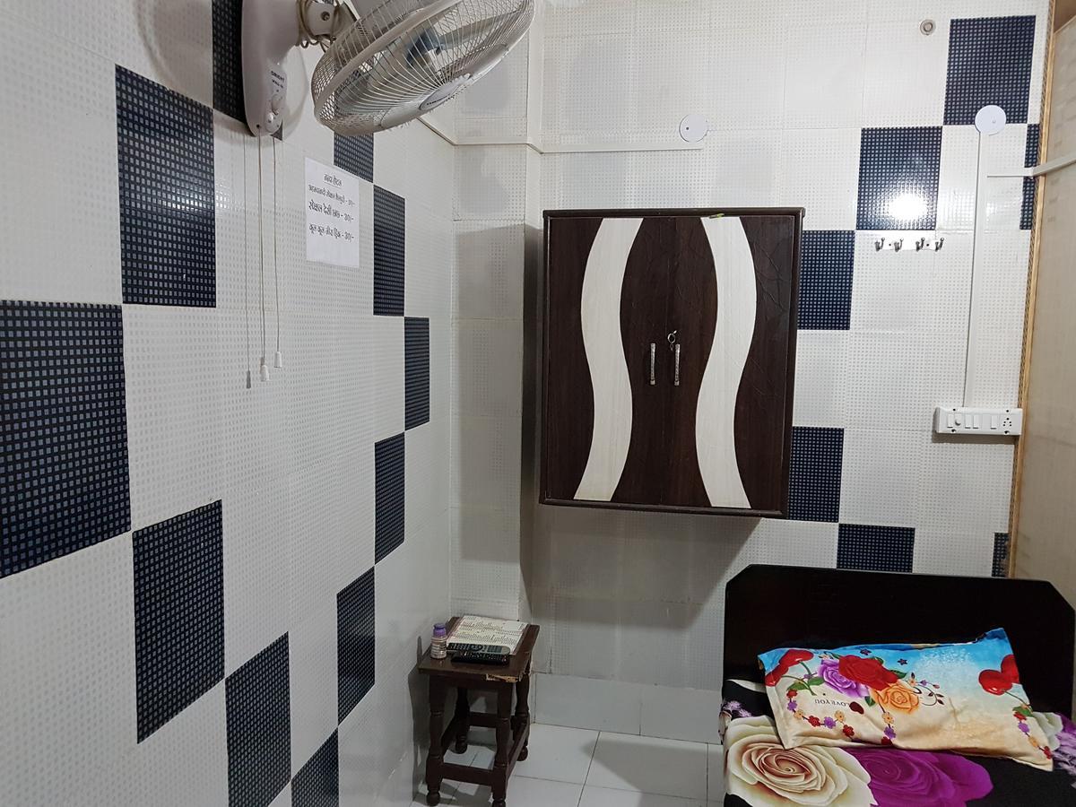 Nanda Hotel Hanumāngarh Екстериор снимка